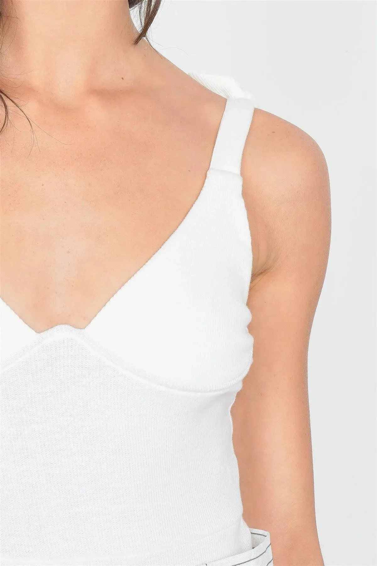 Off-White Knot Shoulder V-Neck Thong Snap Bodysuit /3-2-1